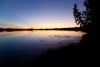 Ruhige Abendstimmung am spiegelglatten Yarker Lake