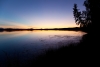 Ruhige Abendstimmung am spiegelglatten Yarker Lake